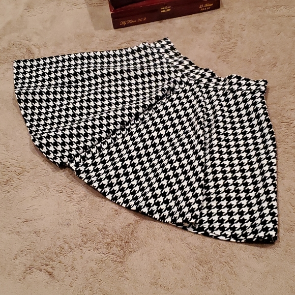 WOMENS Polyester circle skirt size 27 - Picture 7 of 7